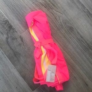 VICTORIA'S SECRET BEACH BLANKET LIM EDITION NEON